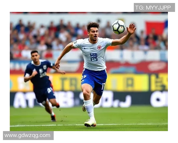 世界足球明星点评与分析透视球场背后的传奇与荣耀 世界足球明星点评与分析透视球场背后的传奇与荣耀