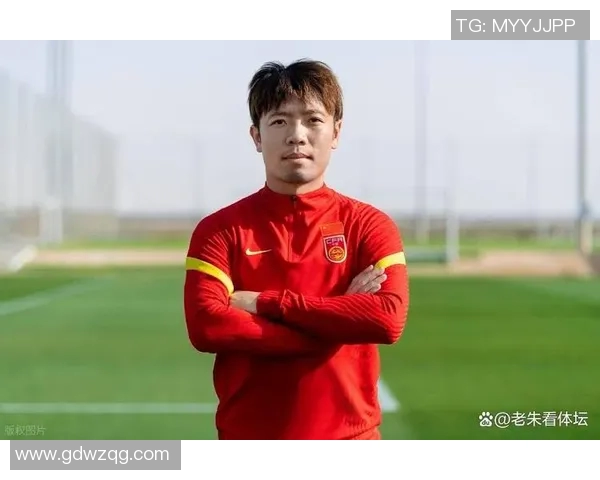 中国足球明星伤疤背后的故事与荣耀如何塑造他们的职业生涯与精神追求 中国足球明星伤疤背后的故事与荣耀如何塑造他们的职业生涯与精神追求