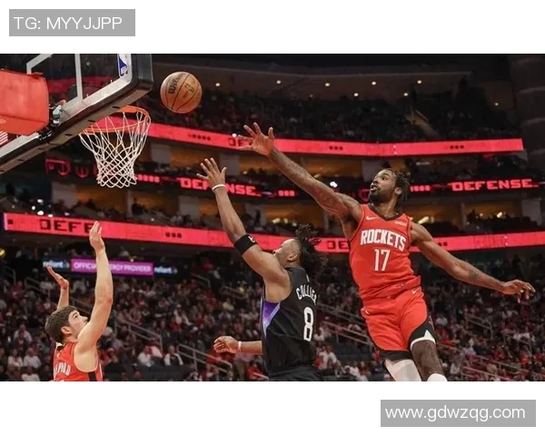 火箭与爵士季后赛激战正酣直播盛况回顾与精彩瞬间分享